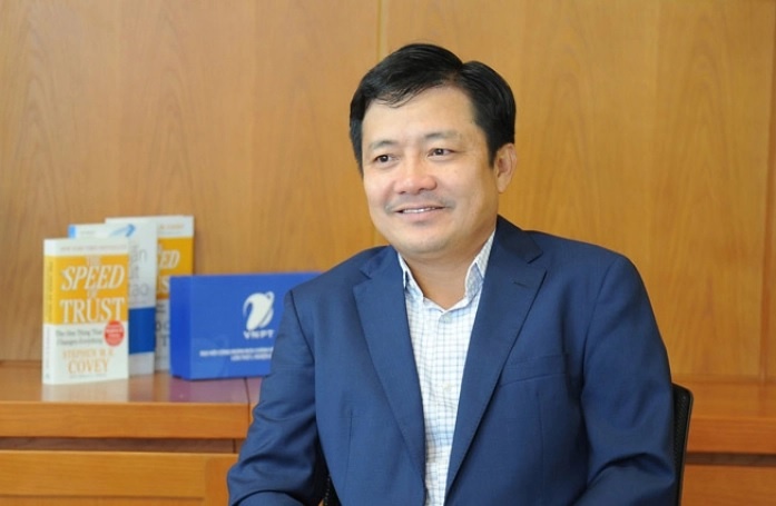 Ong Huynh Quang Liem lam tong giam doc VNPT hinh anh