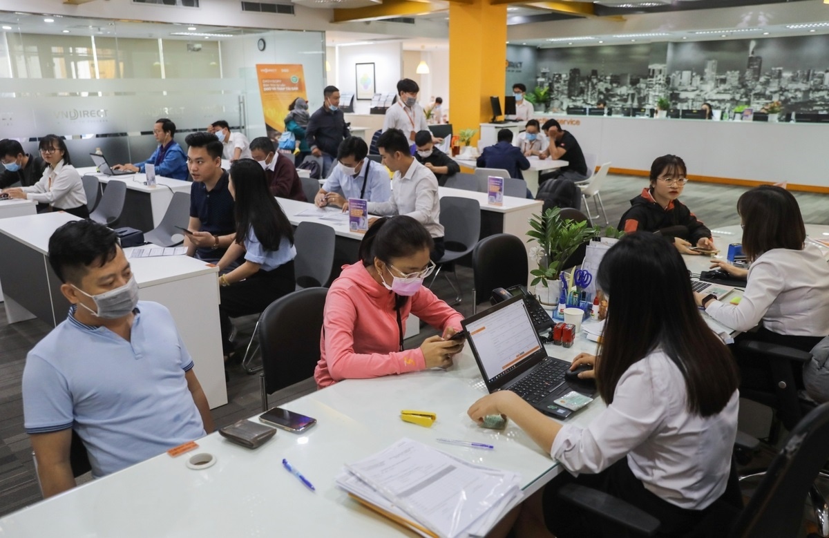 VNDirect lai gap gan 5 lan cung ky hinh anh