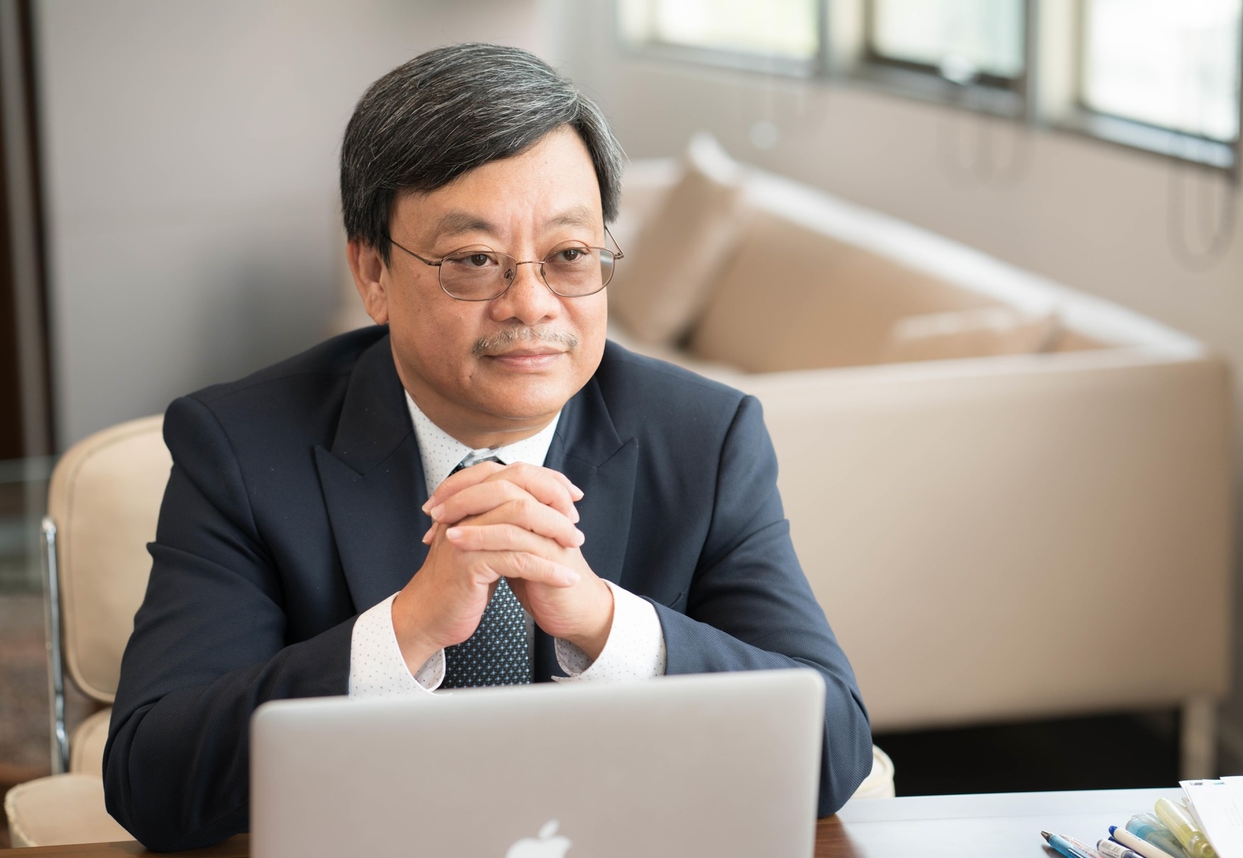 Xep hang gia tri von hoa,  Quy mo von hao Vingroup,  Co phieu ngan hang dieu chinh, anh 1