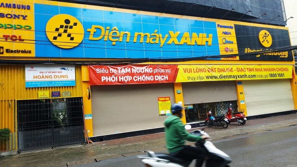 Cac doanh nghiep ban le gap kho hinh anh