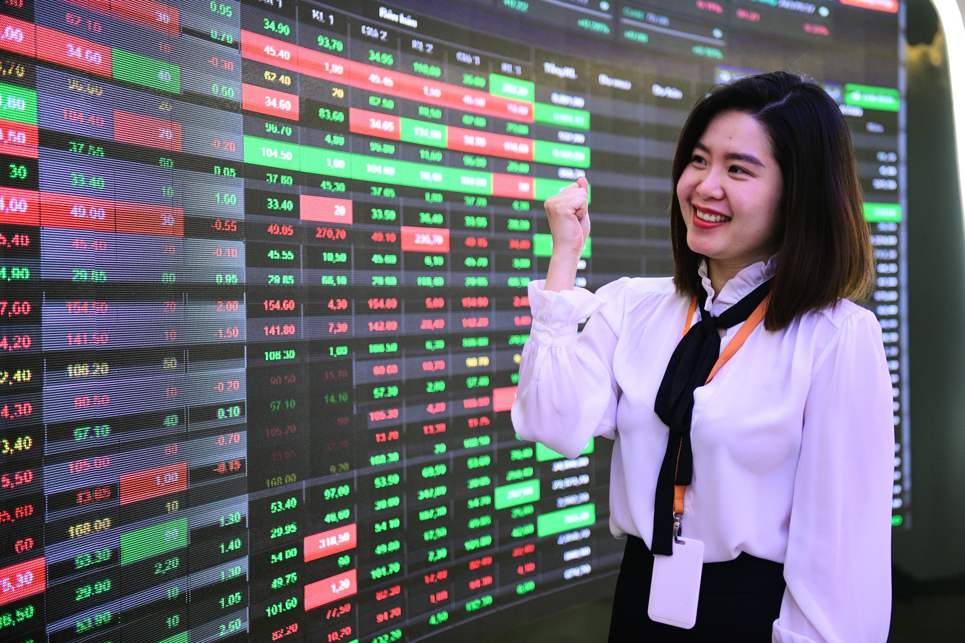 Chung khoan 27/12: Khoi ngoai cham dut chuoi 20 phien ban rong hinh anh