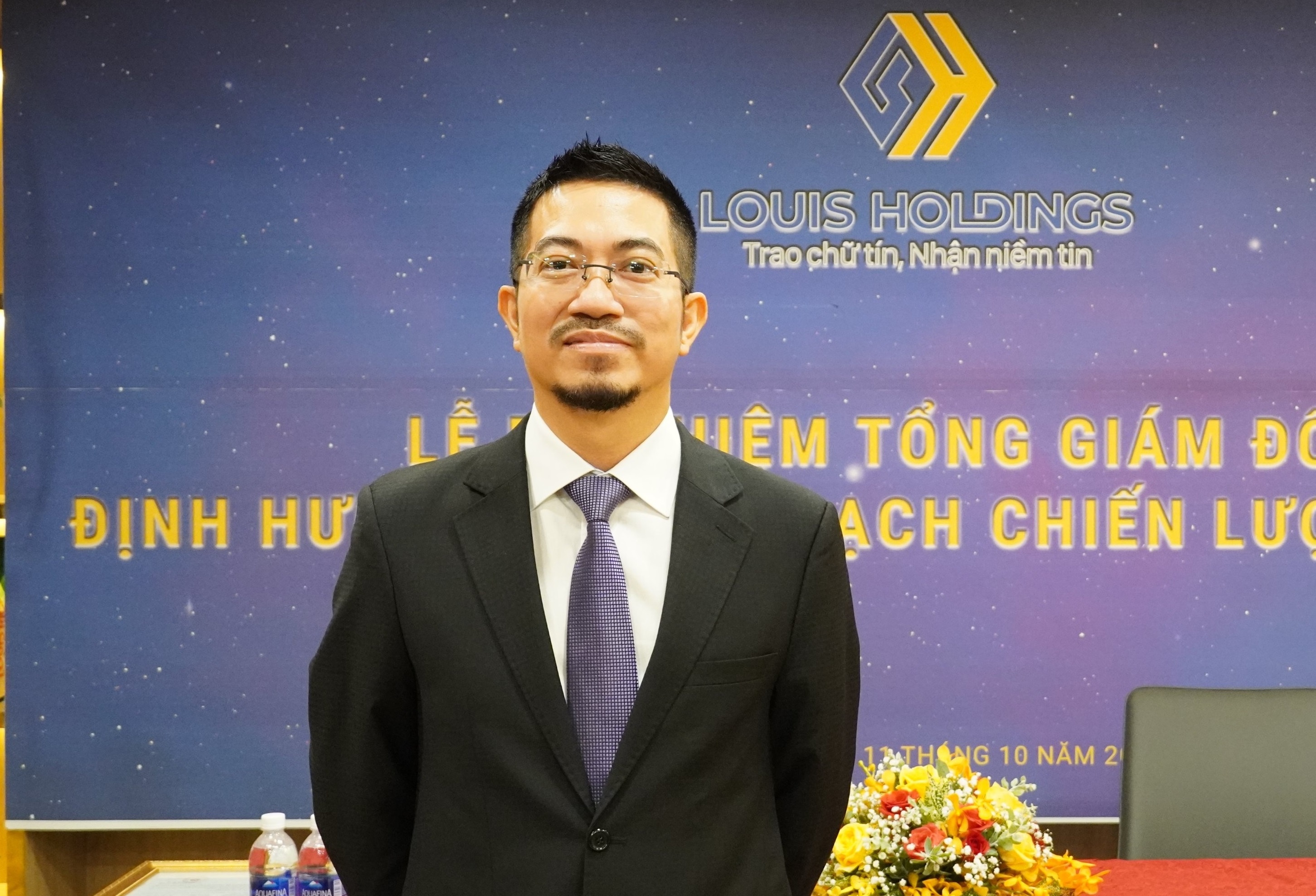 Tan CEO Louis Holdings khang dinh khong lam gia co phieu hinh anh