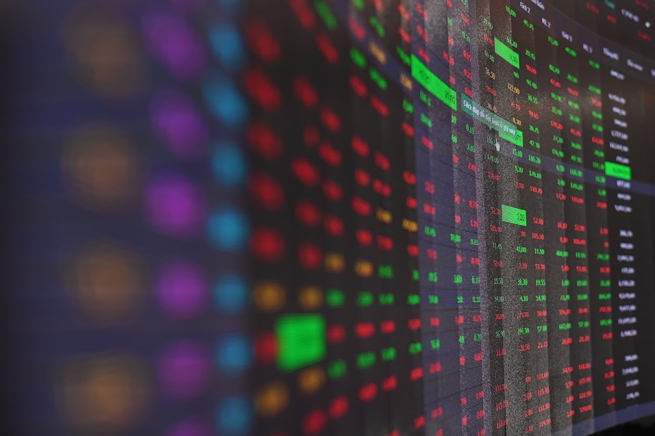 Co phieu thep bi ban thao hinh anh