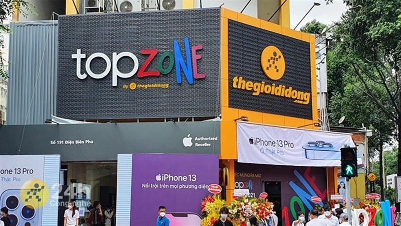 The Gioi Di Dong thu hon 5 ty USD trong dai dich hinh anh