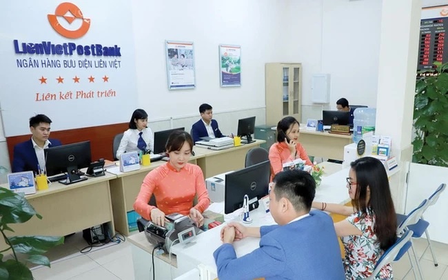 LienVietPostBank,  VNPost,  dau gia co phan anh 1