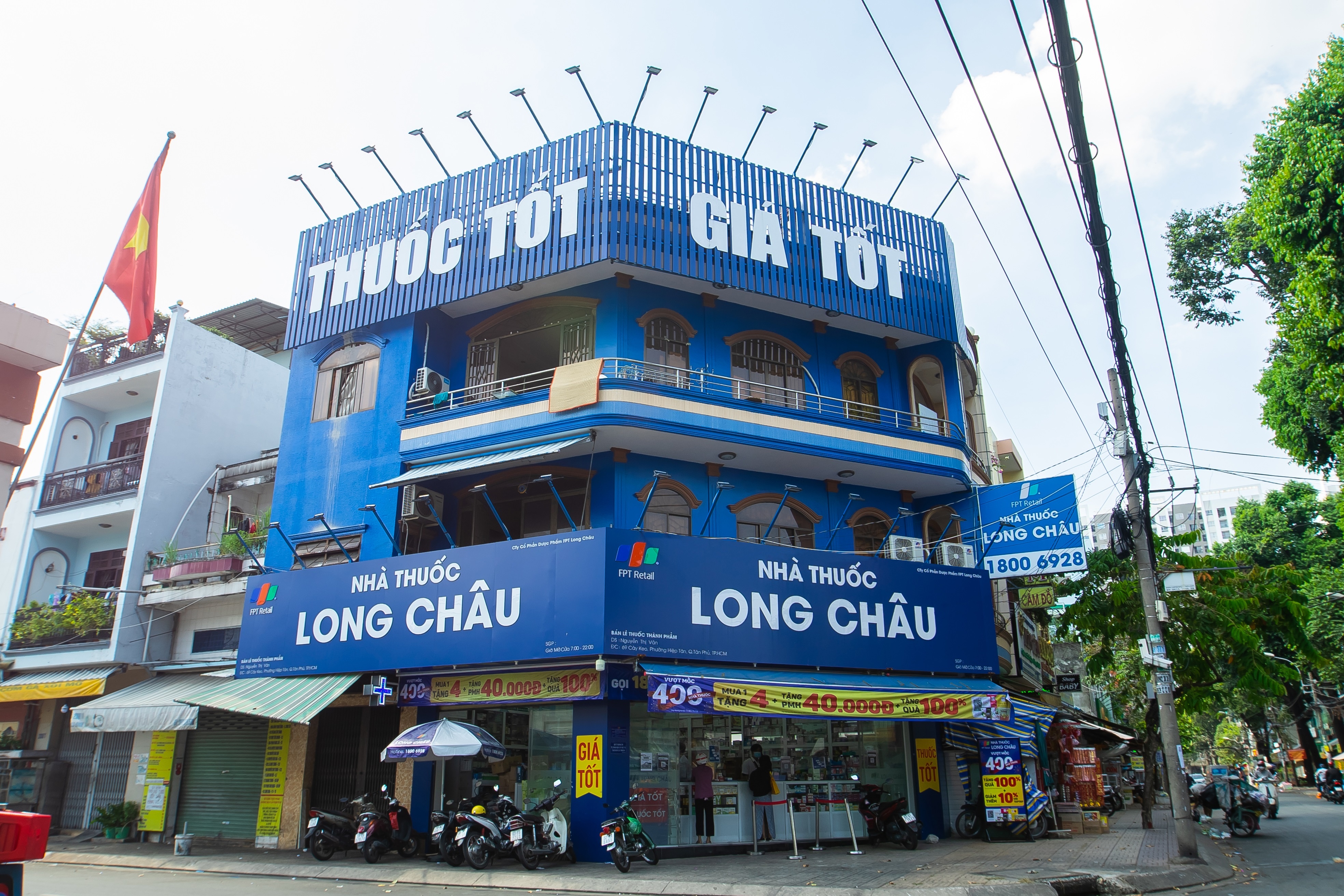 Chuoi nha thuoc Long Chau thu gan 4.000 ty dong hinh anh