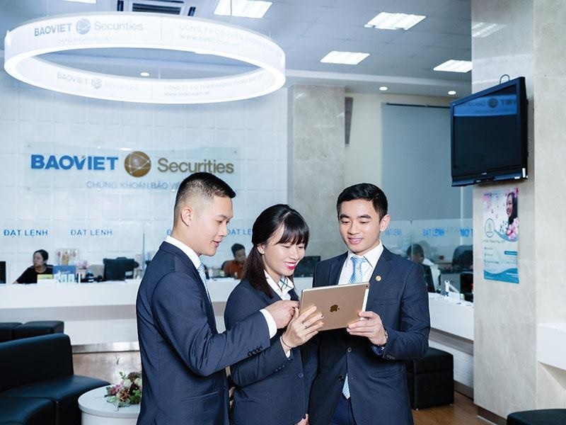 Chung khoan Bao Viet len tieng ve lo trai phieu cua Tan Hoang Minh hinh anh