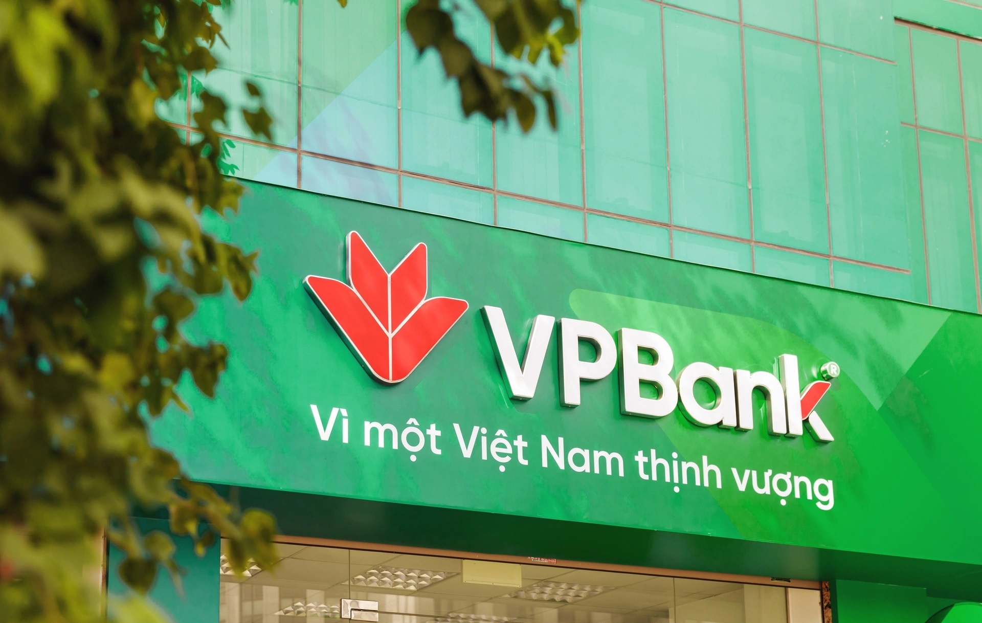 VPBank thau tom cong ty bao hiem OPES hinh anh