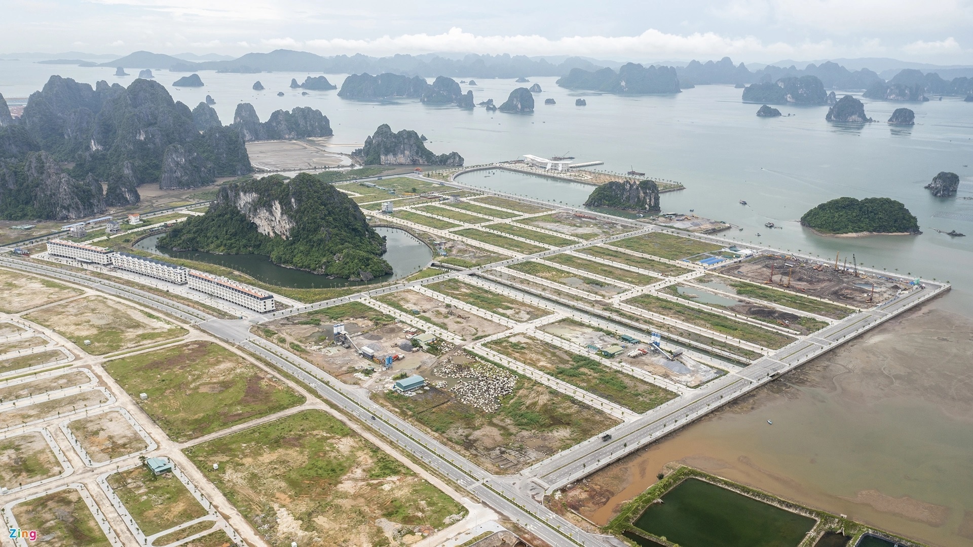 Van Don,  Hon non bo,  chu dau tu anh 1