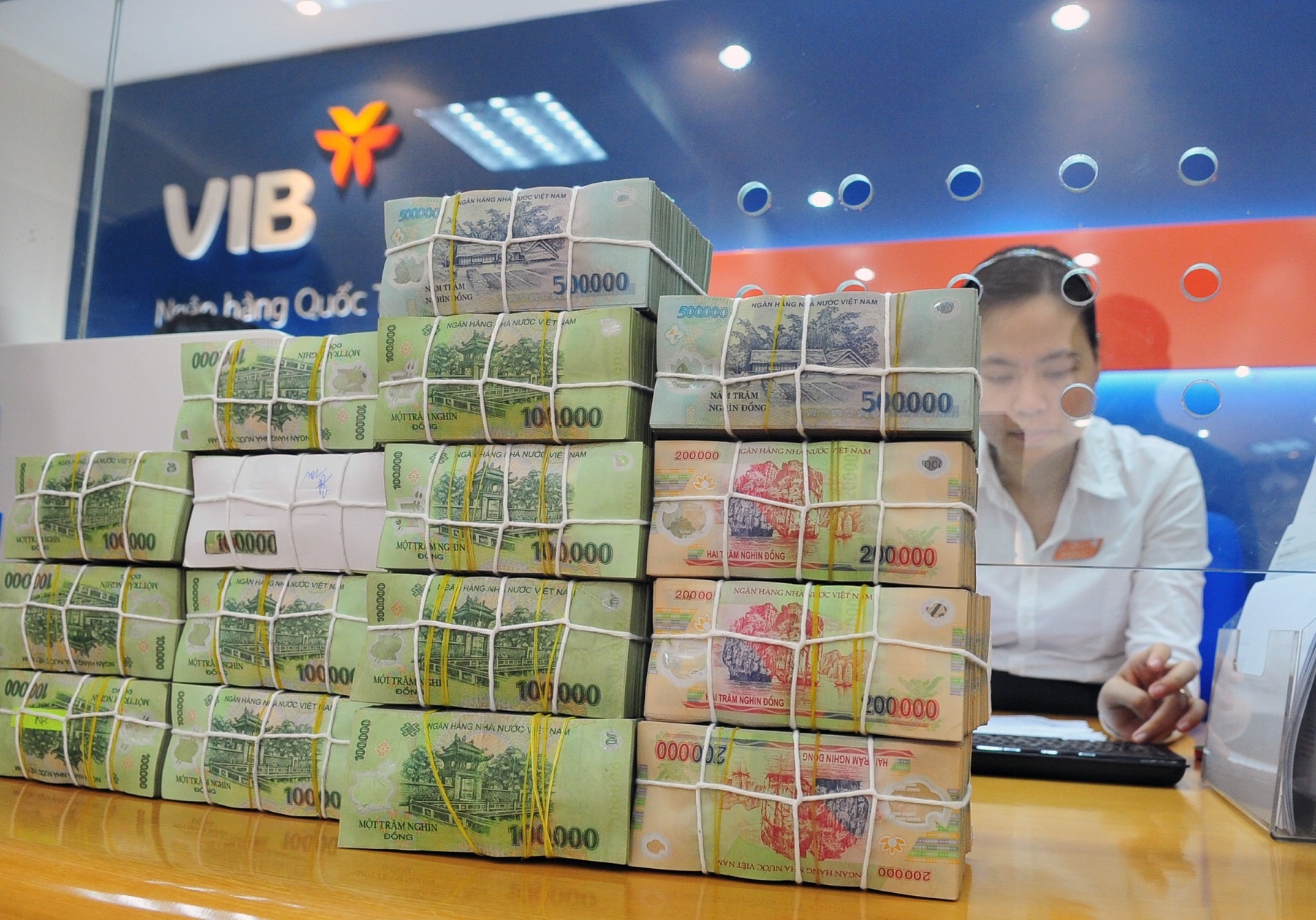 Co dong VIB sap nhan ve hon 400 trieu co phieu thuong hinh anh