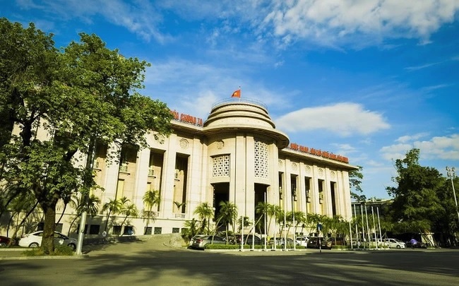 NHNN ha them lai suat sau nua thang hinh anh