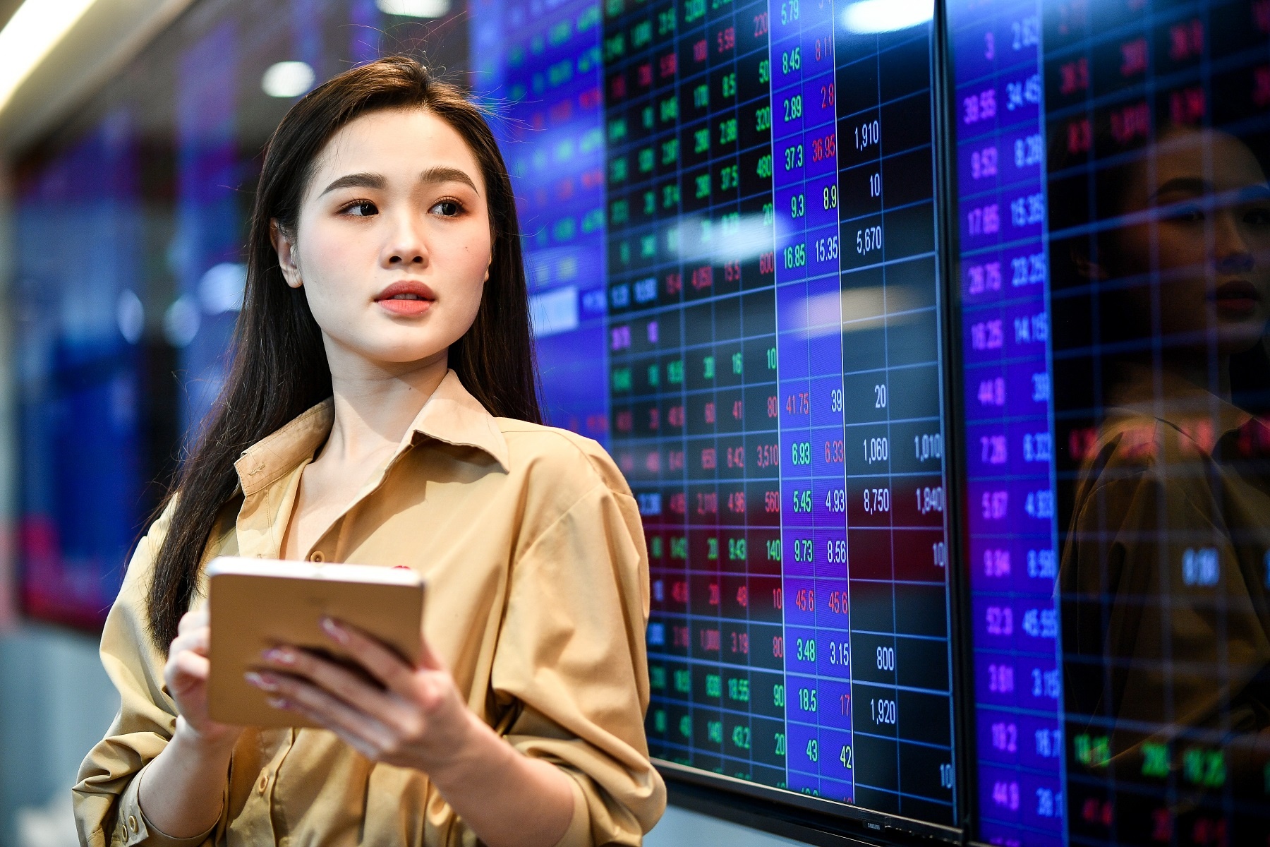 Chuyen gia: VN-Index kho dat 1.300 diem tuan nay hinh anh