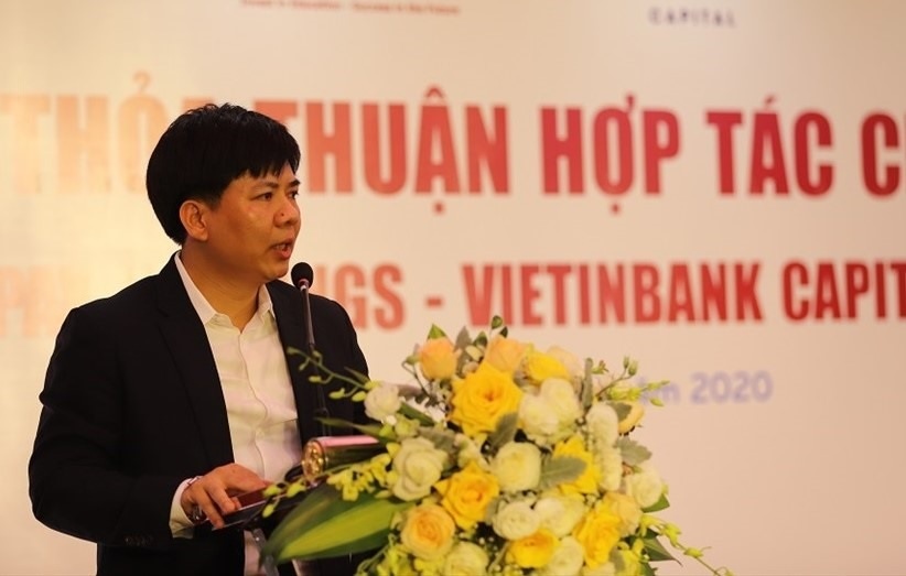 Egroup mat quyen cong ty me tai Apax Holdings hinh anh