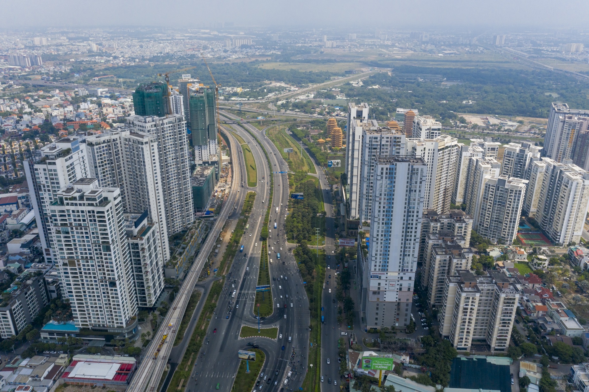 Kinh te truong VinaCapital: Van de cua doanh nghiep BDS la dao no hinh anh
