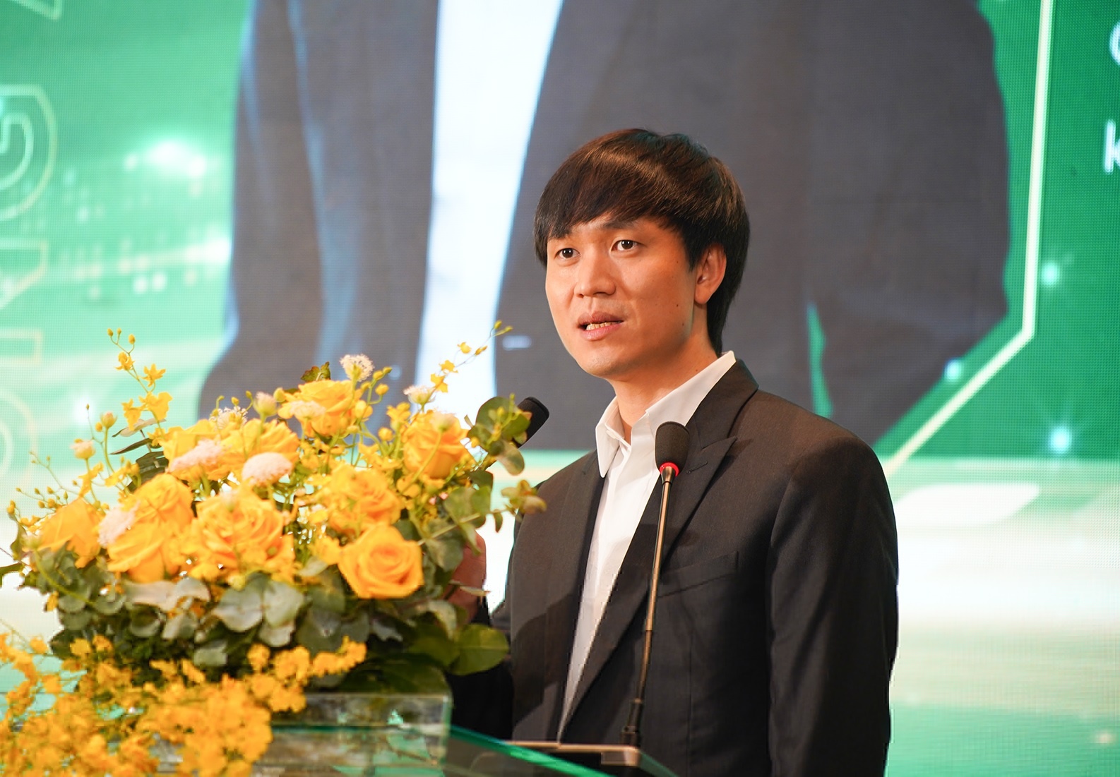 F88,  cam do,  kinh doanh anh 2