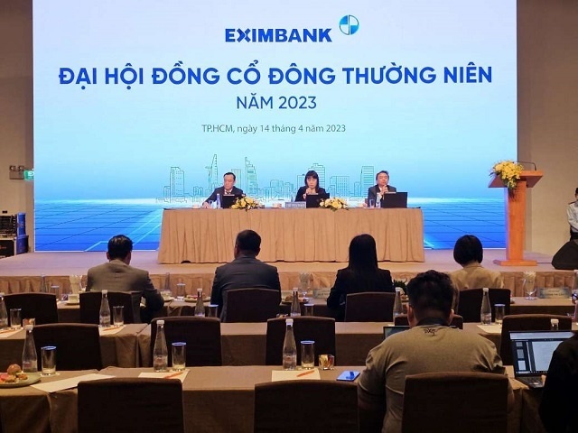 Eximbank,  hop,  co dong anh 1