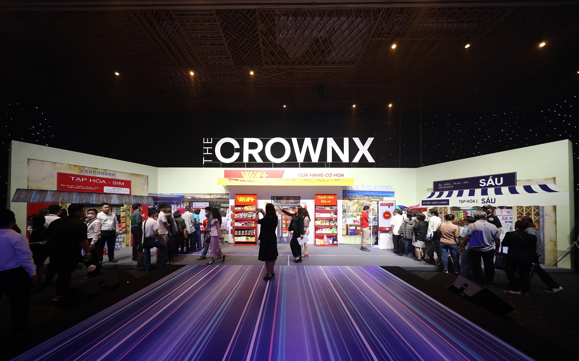 Ke hoach IPO The CrownX bi tri hoan hinh anh