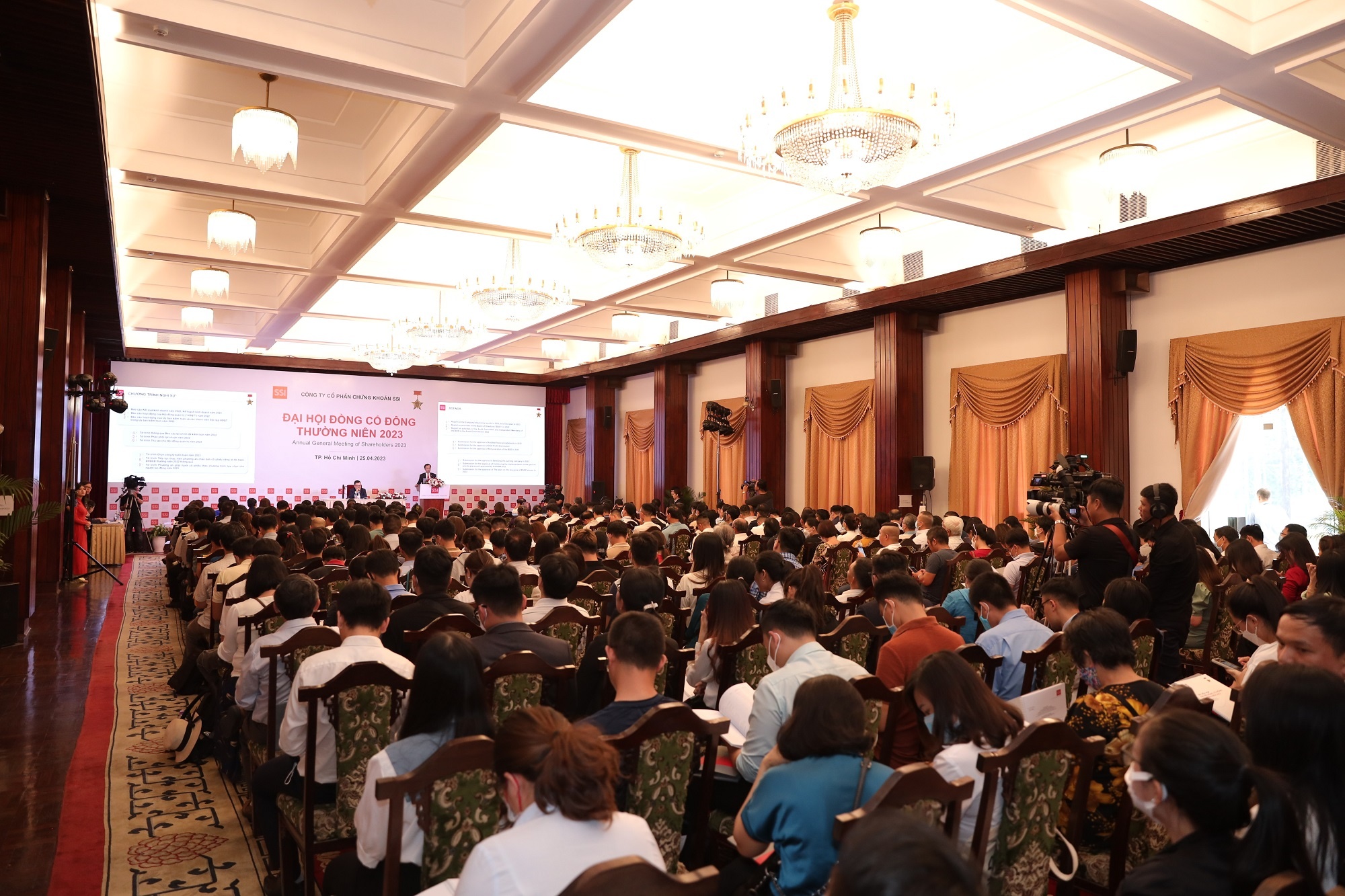 SSI,  co dong,  chung khoan anh 1