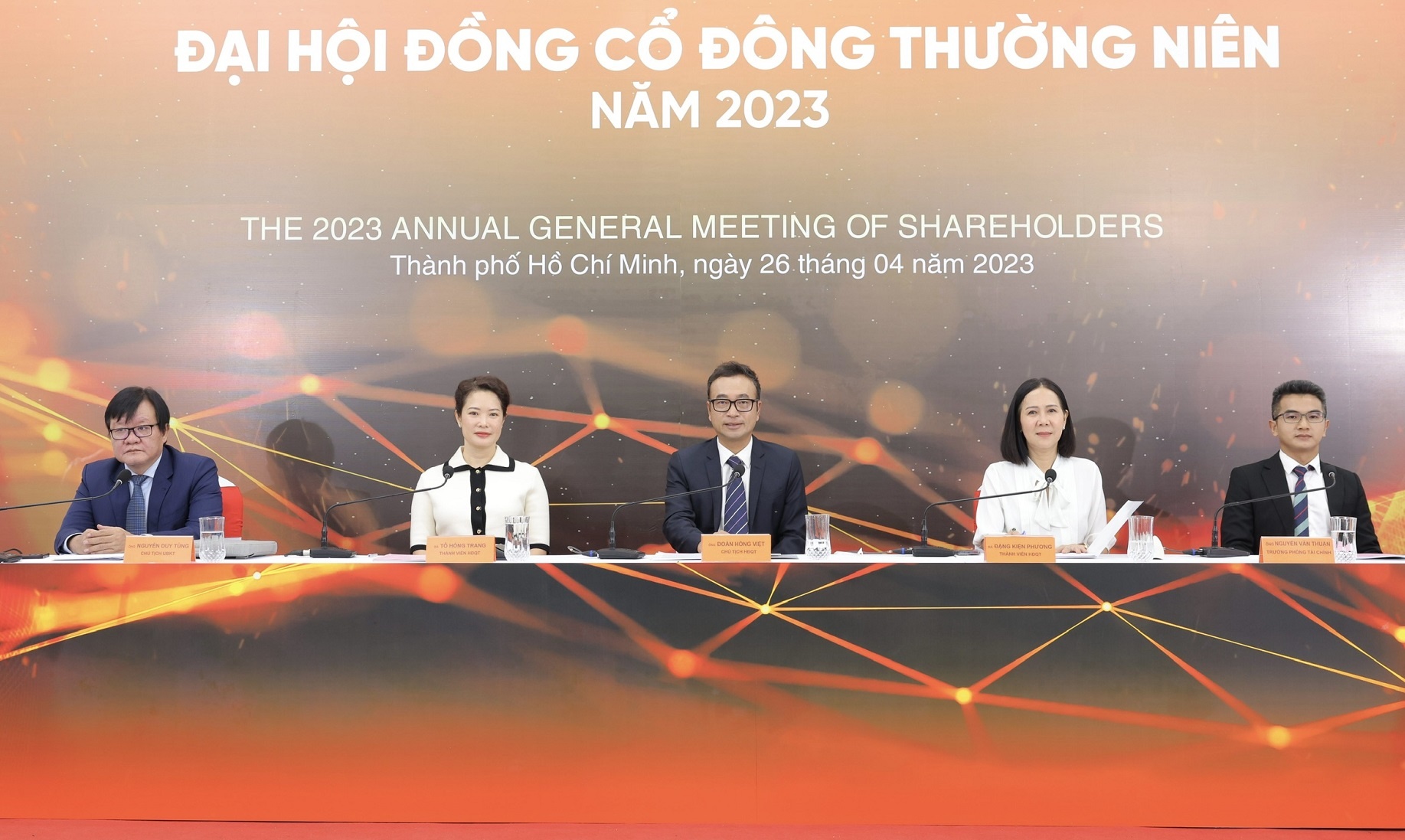 Digiworld,  co dong,   Doan Hong Viet anh 1