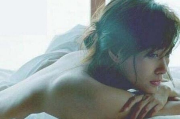 Chu Ân bị lừa đóng cảnh nóng khi còn trẻ.