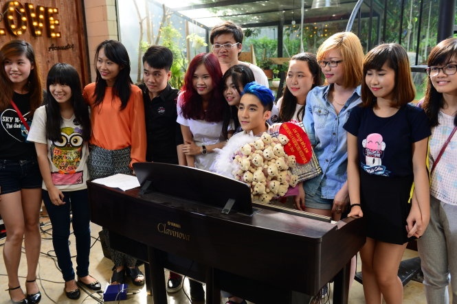 Sao tre Noo Phuoc Thinh, Son Tung, Trong Hieu... tao dau an hinh anh