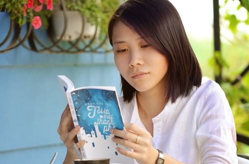 Pham Anh Thu: 'Tuoi tre dung song mot doi nho' hinh anh