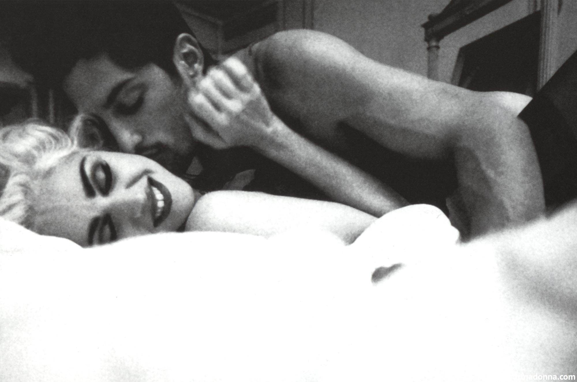 Madonna - Justify My Love hinh anh