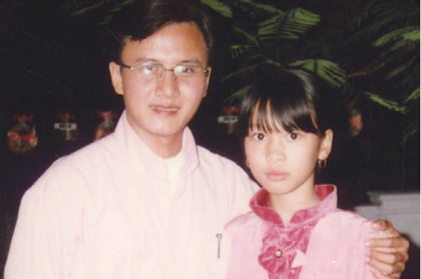 Ha Anh co cuoc song trai hoa hong hinh anh