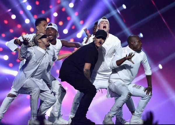 Where Are U Now - What Do You Mean? hinh anh