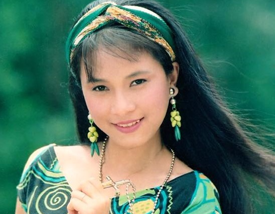 Nhan sac thuo thanh xuan cua 'Co gai xau xi' hinh anh