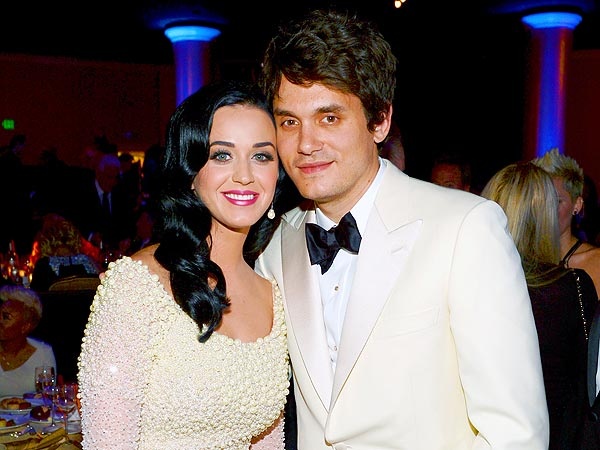Katy Perry lai hanh phuc ben John Mayer hinh anh