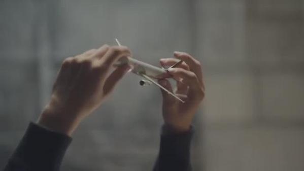 iKON - AIRPLANE M/V hinh anh