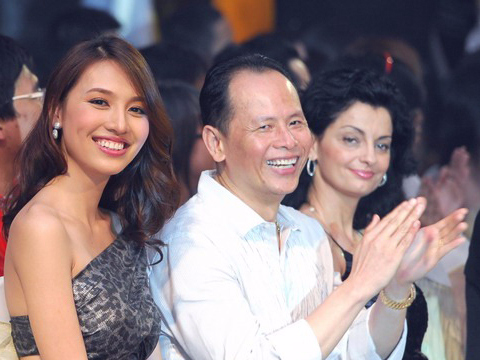 Nguoi dan ong khien Huynh Thanh Tuyen an phan o nha hinh anh