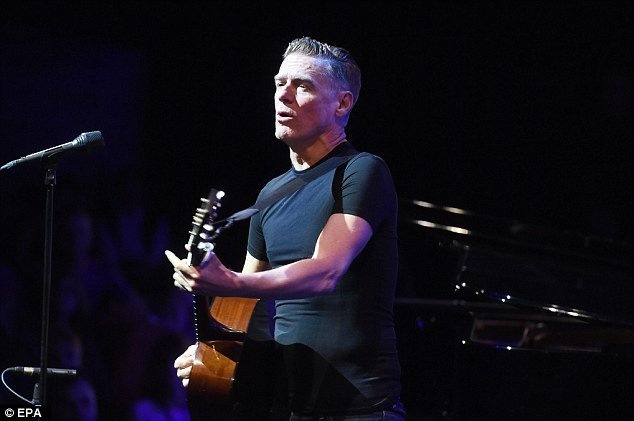Bryan Adams tung 9 ca khuc moi trong album 'Get up' hinh anh