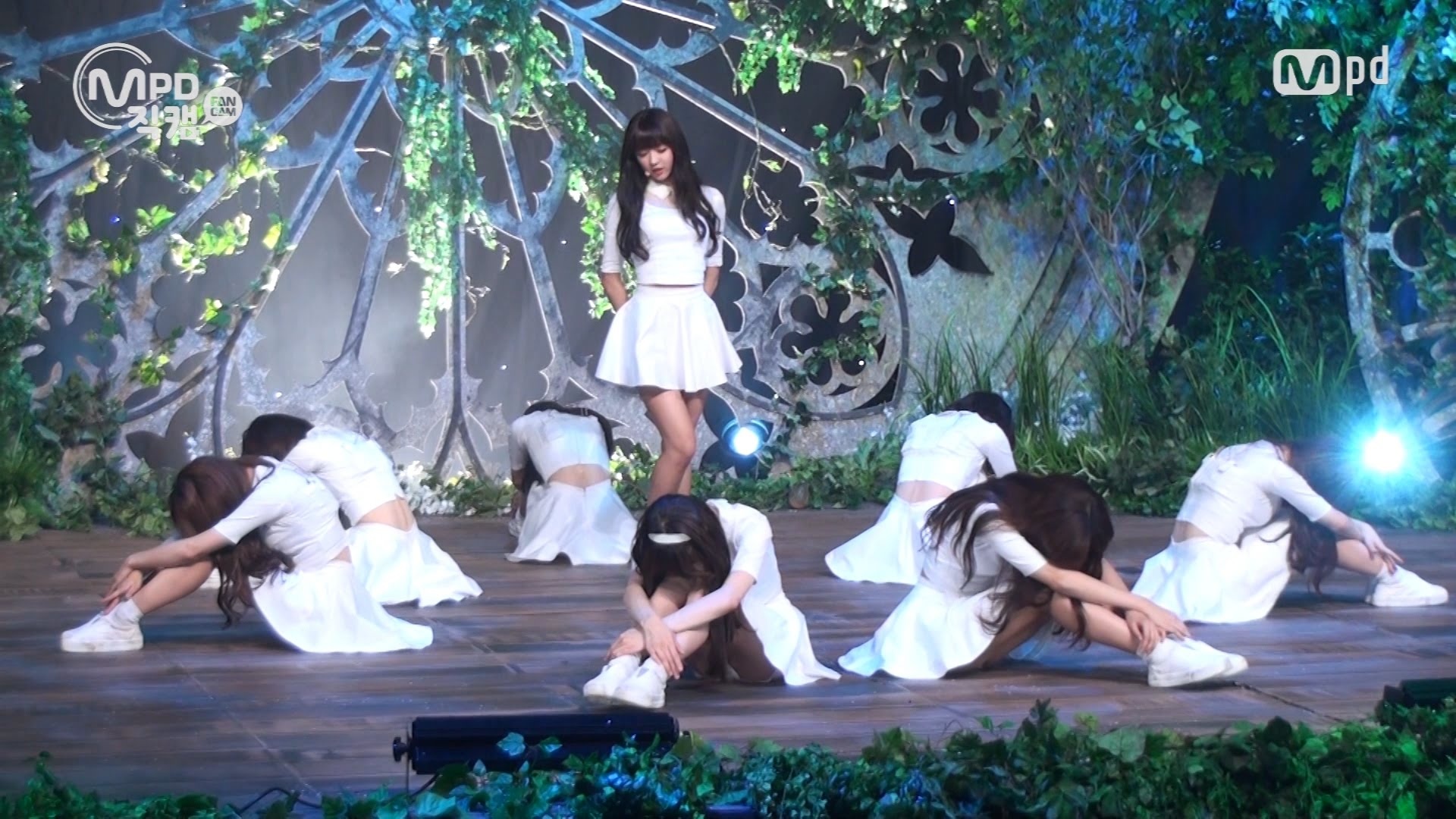 오마이걸(OH MY GIRL)_CLOSER hinh anh