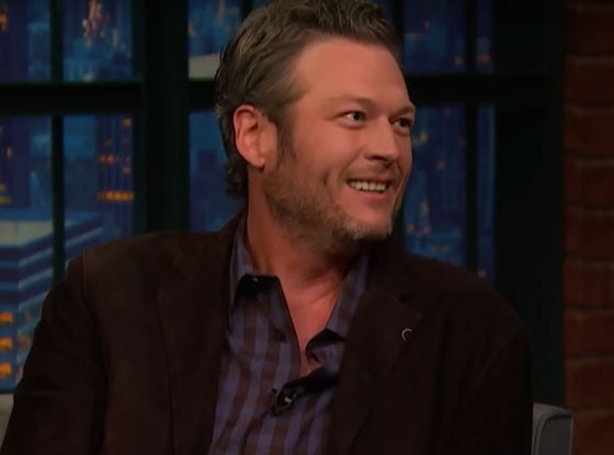 Blake Shelton thua nhan kho xu khi gap lai vo cu hinh anh