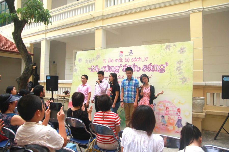 Bo truyen tranh tao tieng vang o Nhat ra mat tai Viet Nam hinh anh