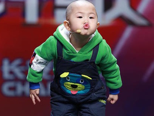 4 cau be dang yeu noi tieng tren truyen hinh hinh anh