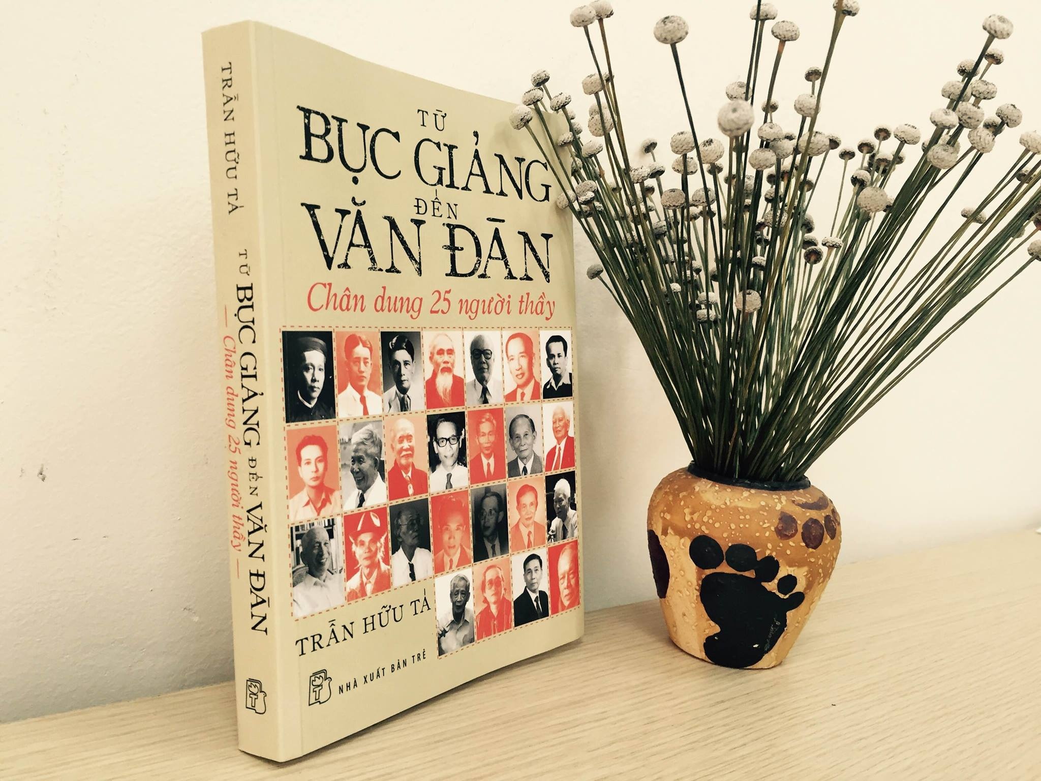 3 cuon sach ra mat ngay Nha giao Viet Nam hinh anh