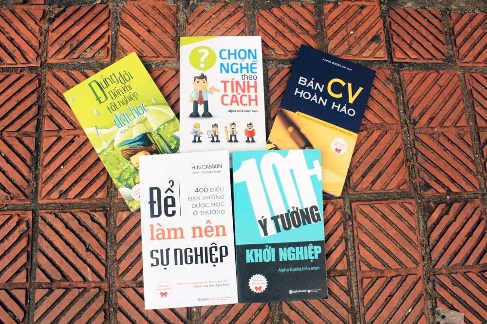 100.000 cuon sach tang mien phi cho sinh vien tren ca nuoc hinh anh