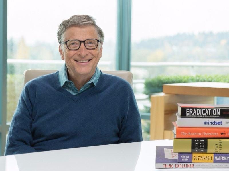 Nhung cuon sach Bill Gates doc trong nam 2015 hinh anh