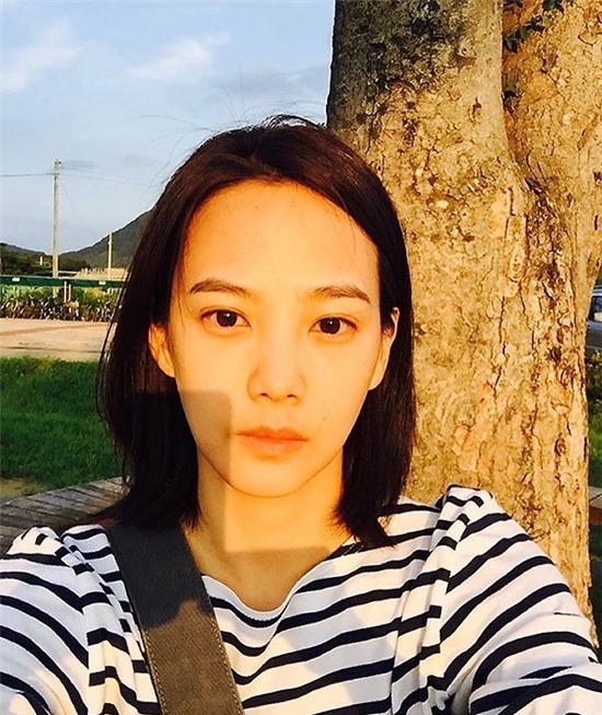 Yoon Seung Ah khiến nhiều người ngưỡng mộ về mặt mộc như