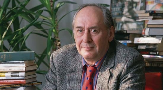 Nhung nha van tien doan chinh xac tuong lai hinh anh