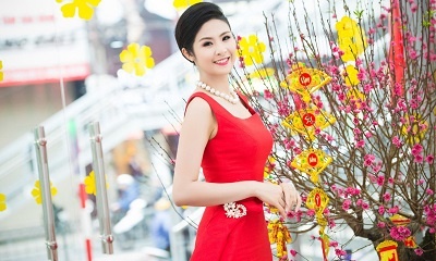 Dau nam, nghe hoa hau ban chuyen xa hoi hinh anh