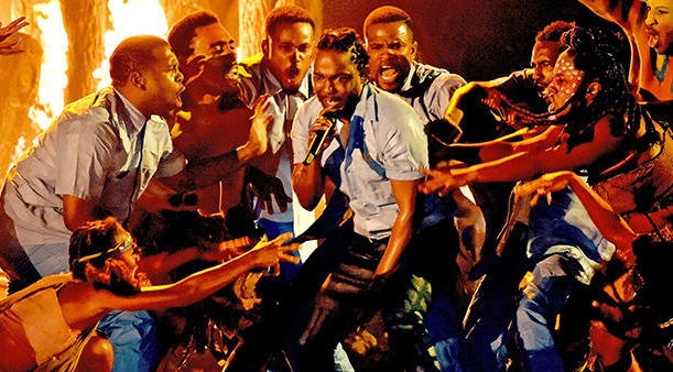 Nhung man trinh dien an tuong tai Grammy 2016 hinh anh