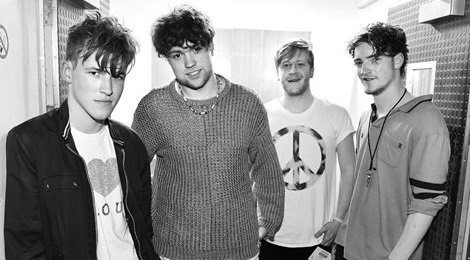 Tai xe vu tai nan nhom nhac Anh tai Thuy Dien khong say xin hinh anh