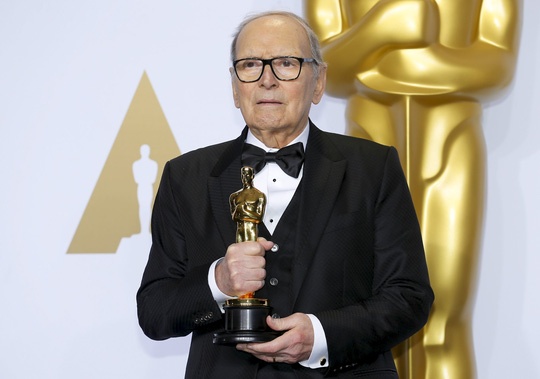 Hay quen Leo, Ennio Morricone thang Oscar sau... 500 phim hinh anh