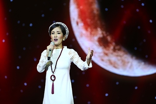 Mot minh - Hong Nhung hinh anh