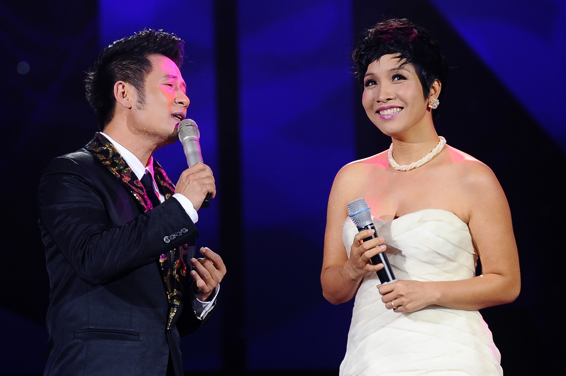 Trai tim khong ngu yen - Bang Kieu, My Linh hinh anh