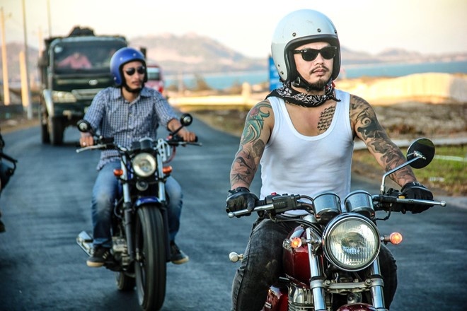 sach ve Tran Lap anh 1